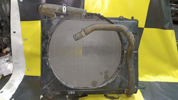 Радиатор основной Мицубиси Паджеро в Тайшете 105204